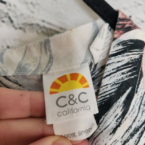 C&C California Women's 100% Linen Button Back Floral Short Sleeve Shirt Medium - Picture 10 of 12